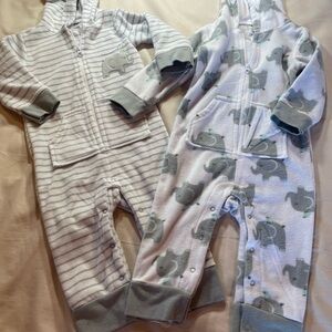 Hudson Baby Gray Elephant Hooded‎ “Fleece” Onesies Set, NWOT, Size 9-12M